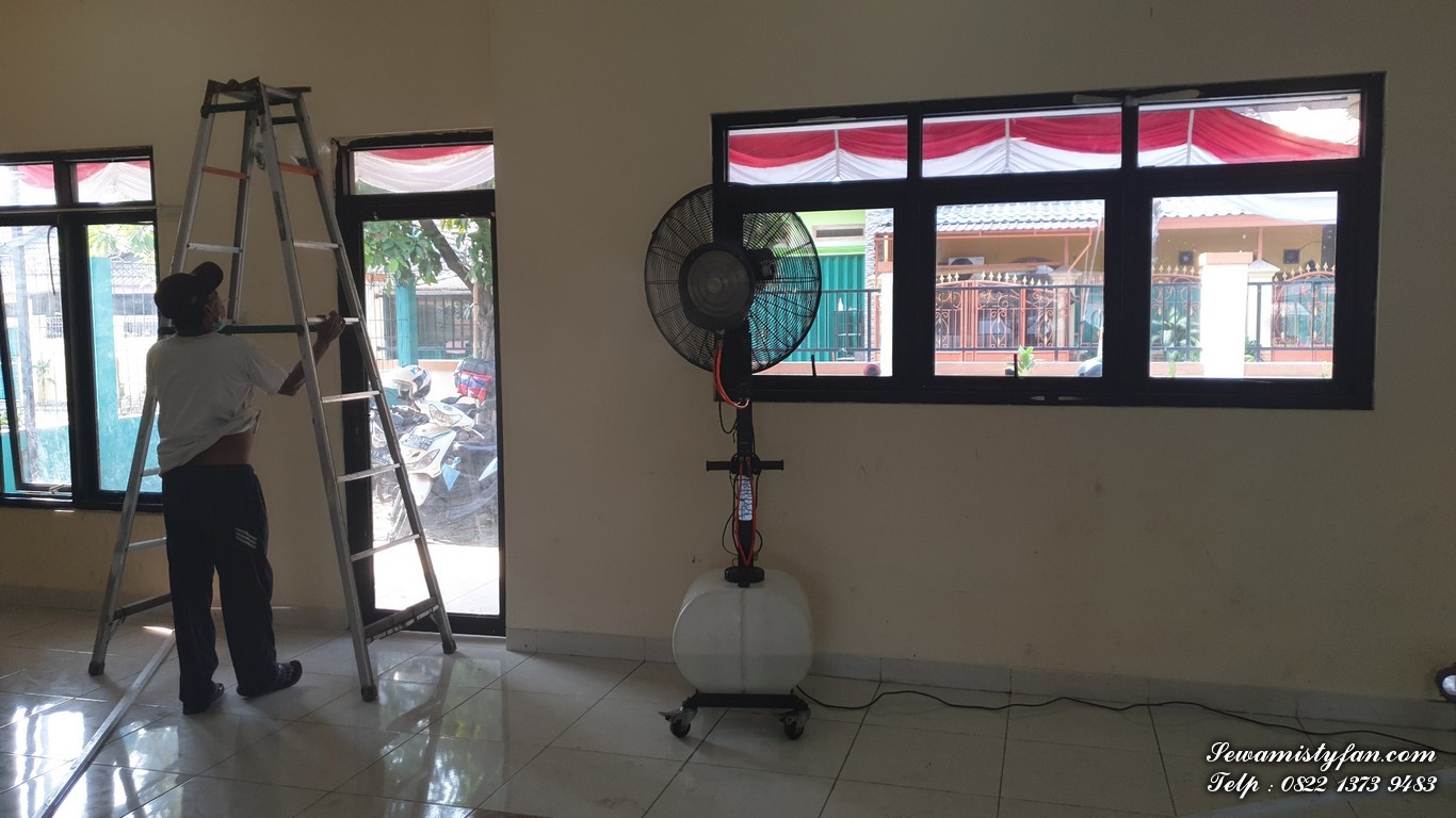 Anda dapat memilih jenis kipas angin air uap yang sesuai dengan kebutuhan Anda dan menyesuaikan dengan ukuran ruangan